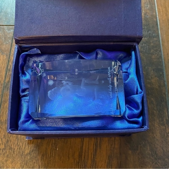 Angel 3D Photo Crystal - Picture 2 of 6